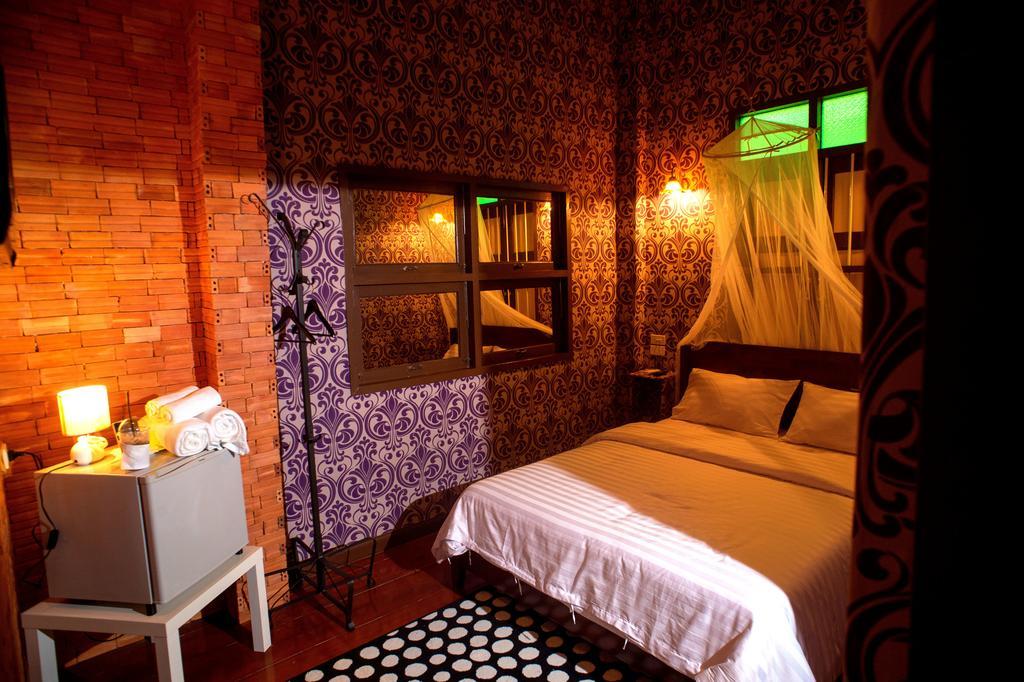 Tamajun Hotel Chanthaburi Rum bild