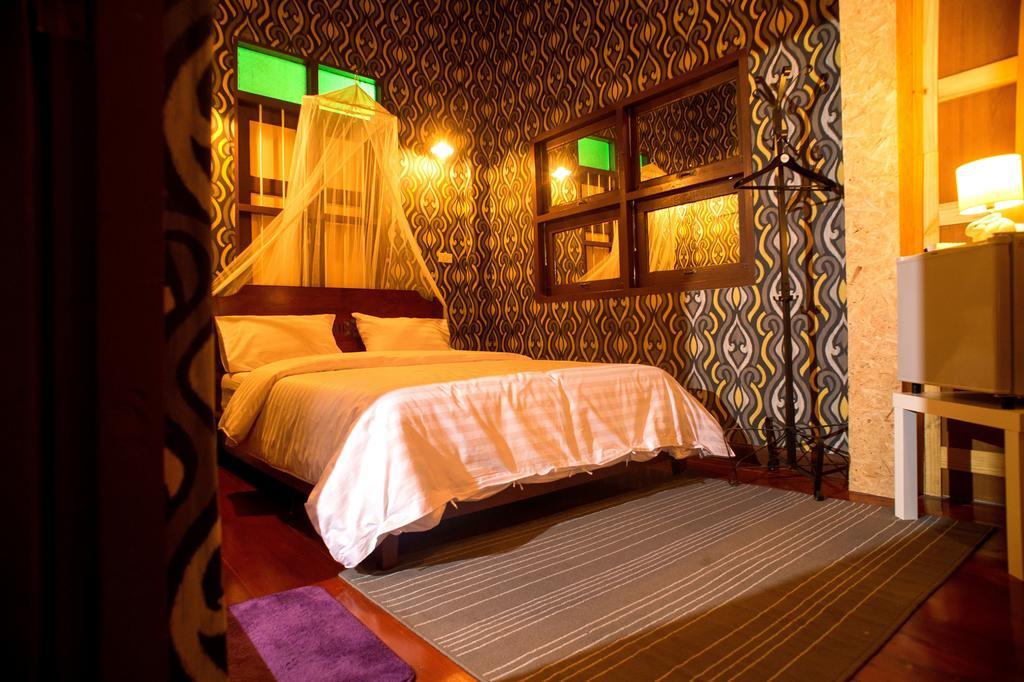 Tamajun Hotel Chanthaburi Rum bild