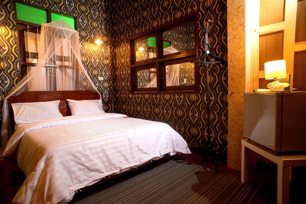 Tamajun Hotel Chanthaburi Rum bild
