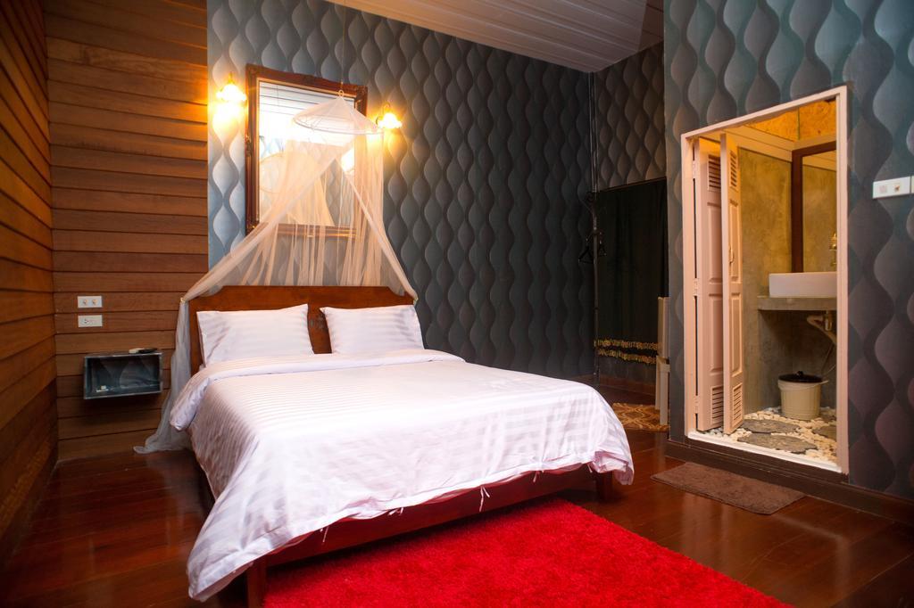 Tamajun Hotel Chanthaburi Rum bild
